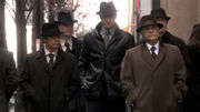 Thumbnail for File:Adama and the Ha'la'tha, 1x14.jpg