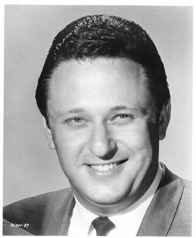 File:Lennie Weinrib.jpg