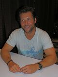 Thumbnail for File:JamieBamber 2007sm.jpg