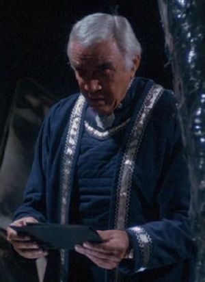 Adama's command robes.jpg
