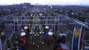 Bsg s02 e20 time01-06-12 orig.jpg