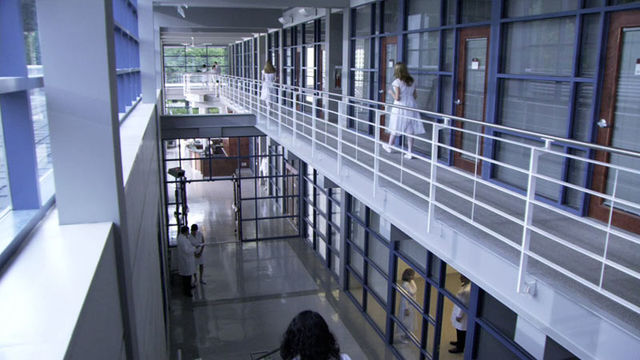 File:Caprica General Hospital.jpg