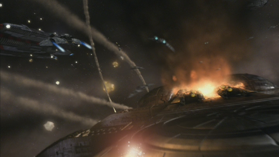 Columbia under attack by Cylon Raiders.