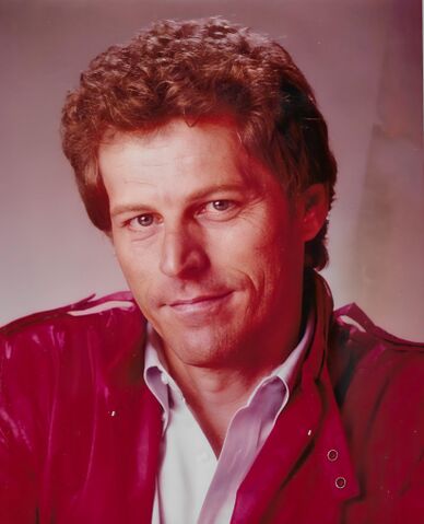 File:Curtis Credel.jpg