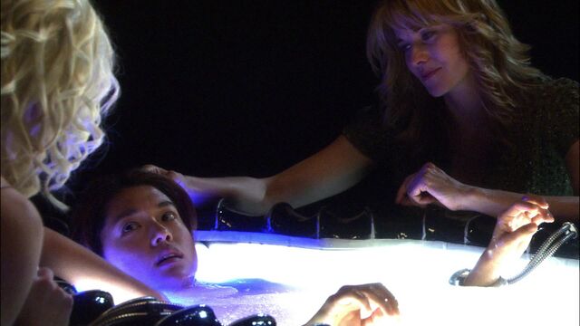 File:Cylon resurrection.jpg