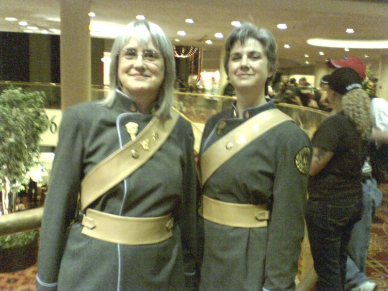 File:DC2006 SuenixOfficers.jpg