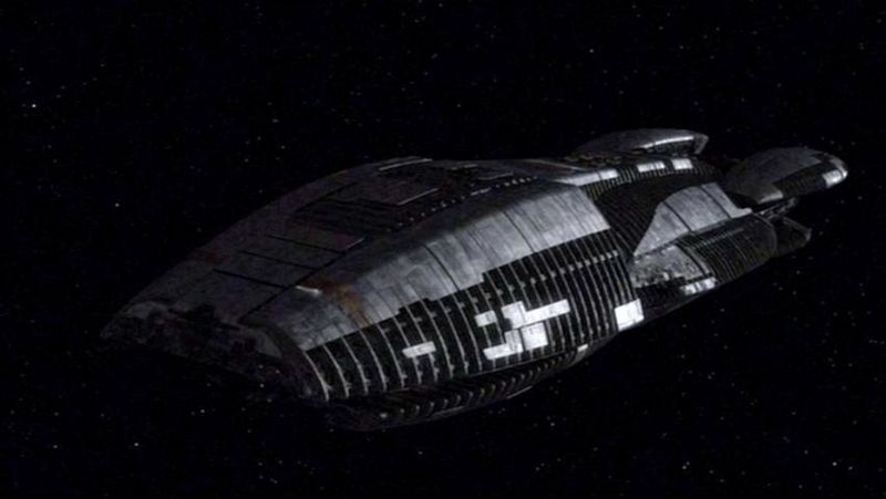 File:Galactica - flight pods retracted.jpg