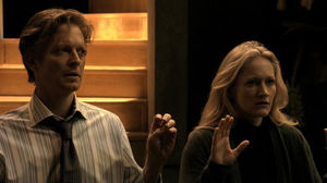 Graystones held hostage, 1x17.jpg
