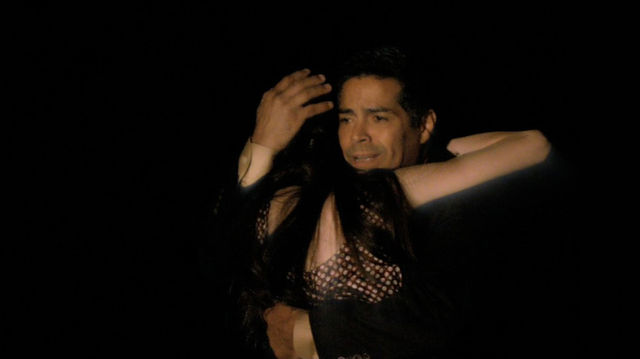 File:Joseph and Tamara Adama, 1x01.jpg