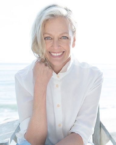 File:Kelly Harmon 2016.jpg