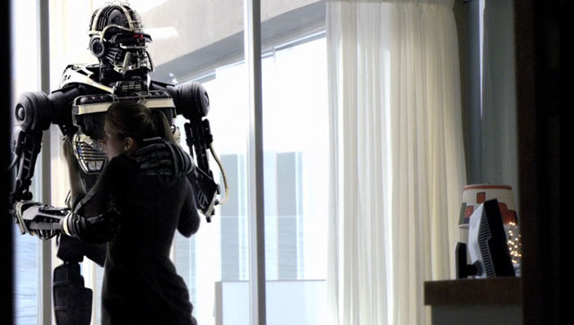 File:Lacy and Zoe-R, 1x02.jpg