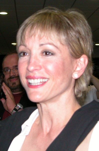 File:Nana Visitor.jpg
