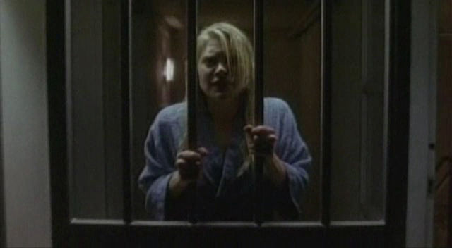 File:Season3 KaraCaged2.jpg