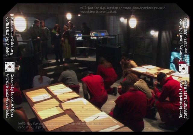 File:The Farm-Group Worship.jpg