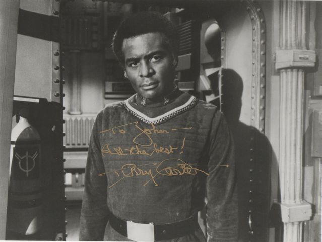 File:Tigh Autograph 2.jpg