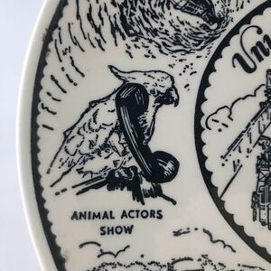 Universal Studios Hollywood - Collector's Plate - Closeup Animal Actors Show.jpg