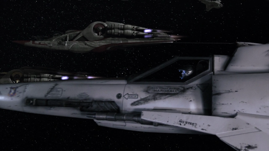 Vipers fly alongside Heavy Raiders.