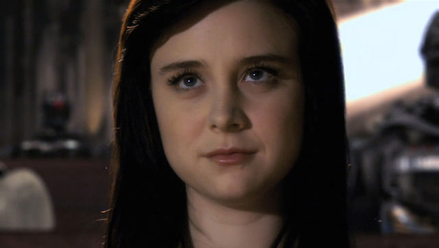 File:Zoe in the Congregation, 1x18.jpg